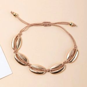 Golden shell bracelet